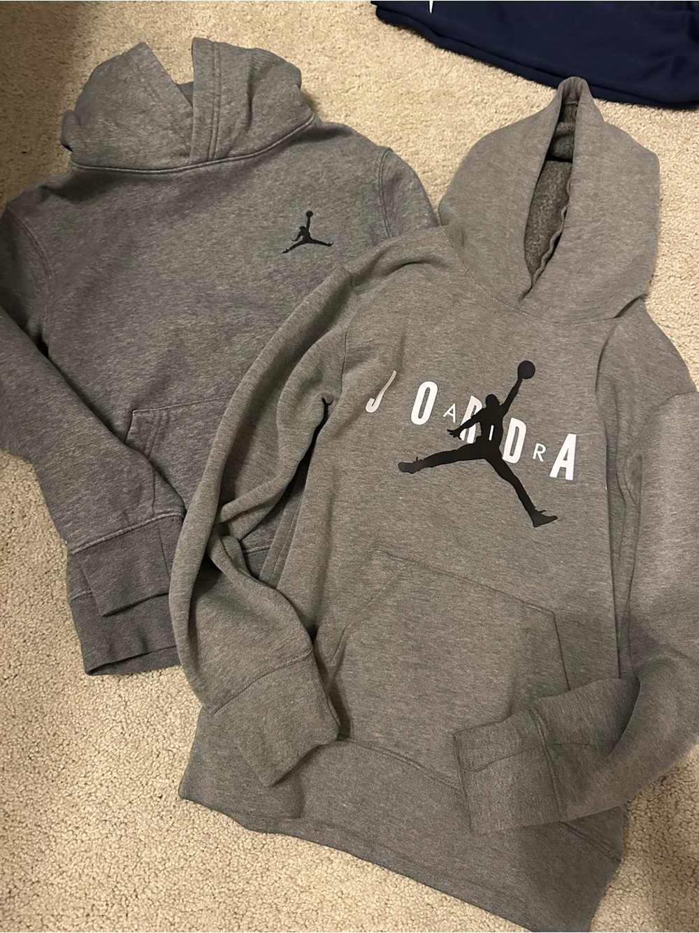 Jordan Boys Gray Pullover Hoodies sz S